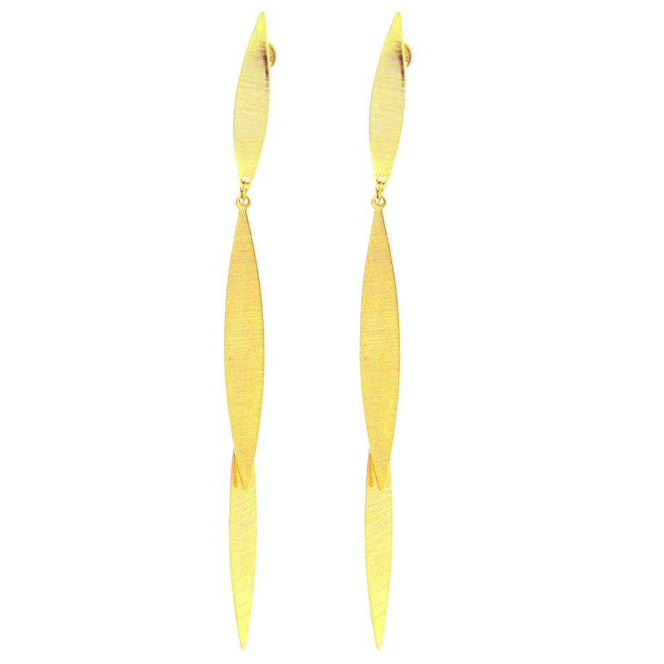 Blog Rivera Joias Brincos longos e finos Look Cleo Pires