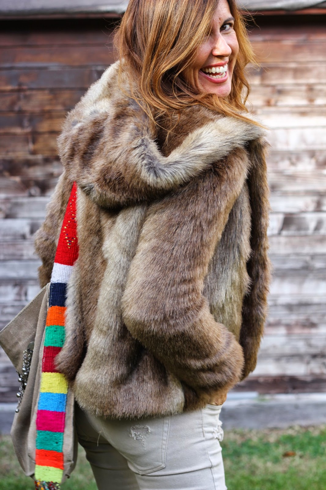 ZARA Casaco Pêlo Sintético ZAREAR