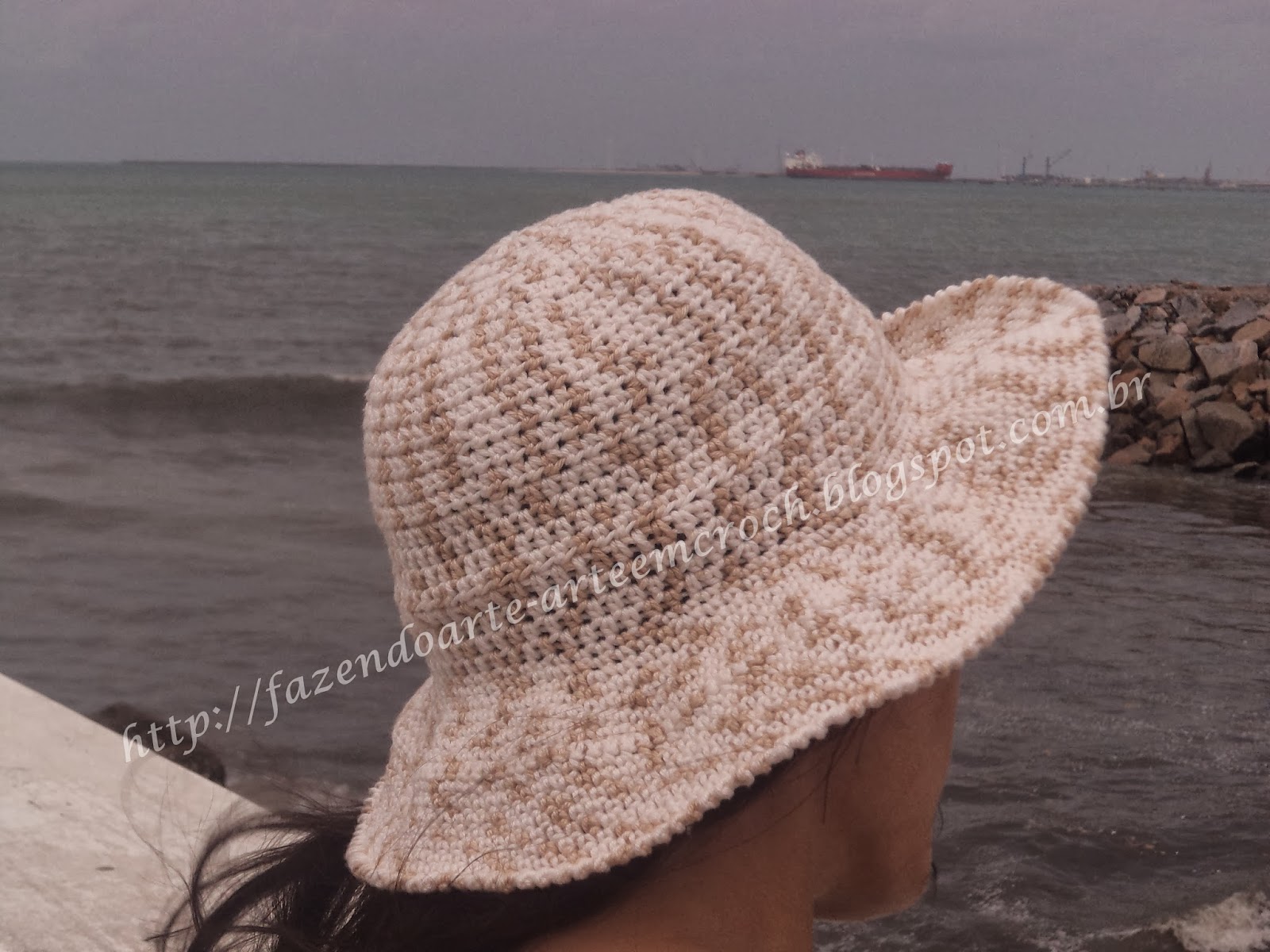 Beth Ribeiro * * * Fazendo Arte Arte em crochê CHAPÉU