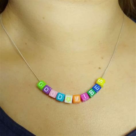 Comprar Colares De Letras Barato Preço