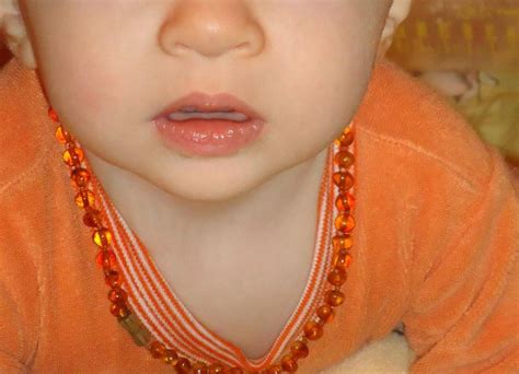 Comprar Colar De Ambar Riscos Barato&nbsp;Preço