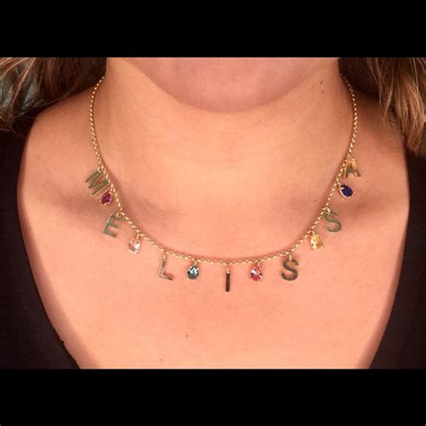 Comprar Colar Personalizado Letras Coloridas Barato&nbsp;Preço